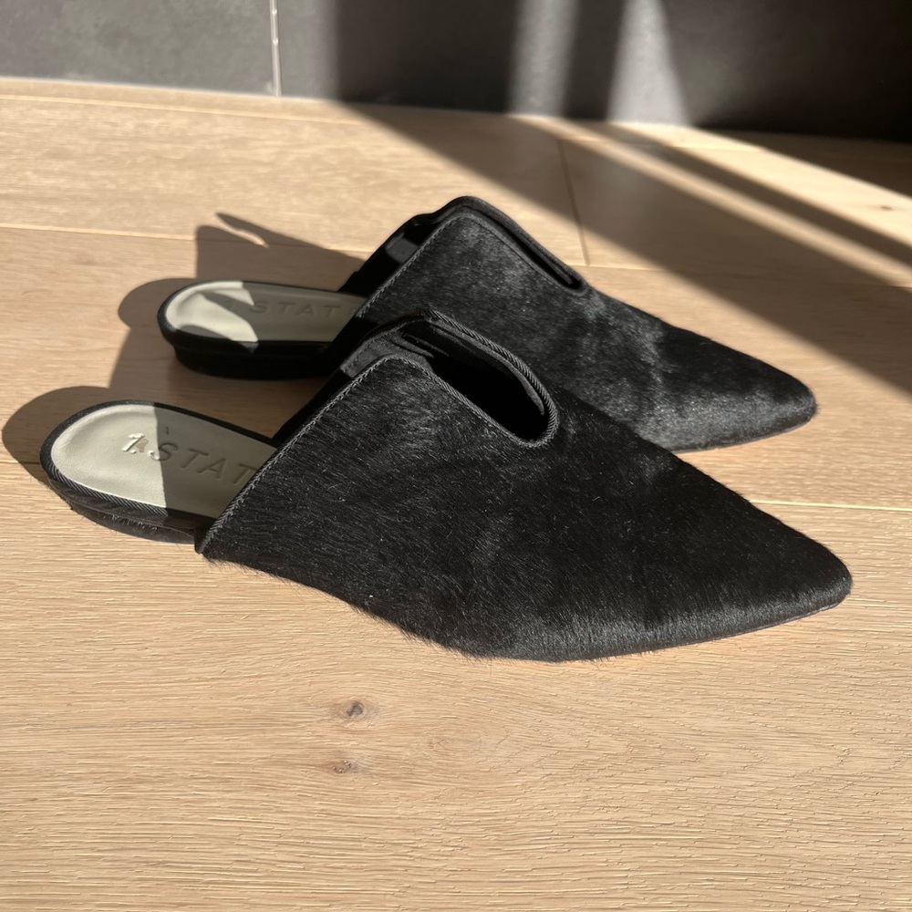 Stylish Black Cowhide Slip-On Mules - Size 7.5